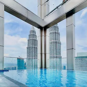 https://tropicana-residence-klcc-roof-top-swimming-pool.kualalumpurs-hotels.com