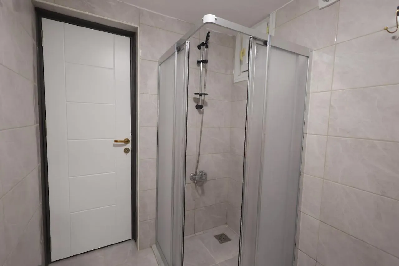 Bonita Apart İstanbul 0*,  Türkiye